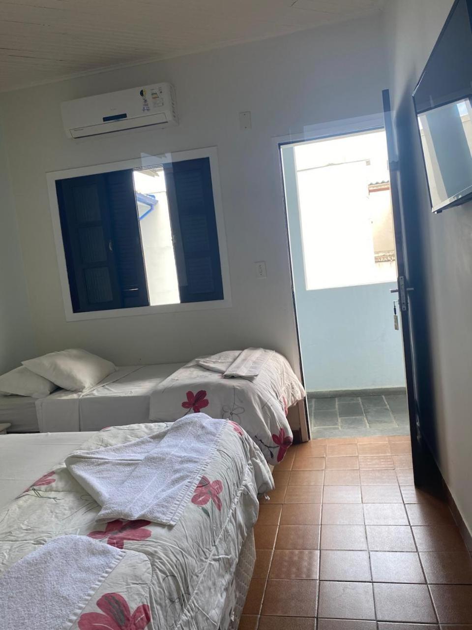 Hotel Pousada Garoupas Sao Sebastiao  Bagian luar foto